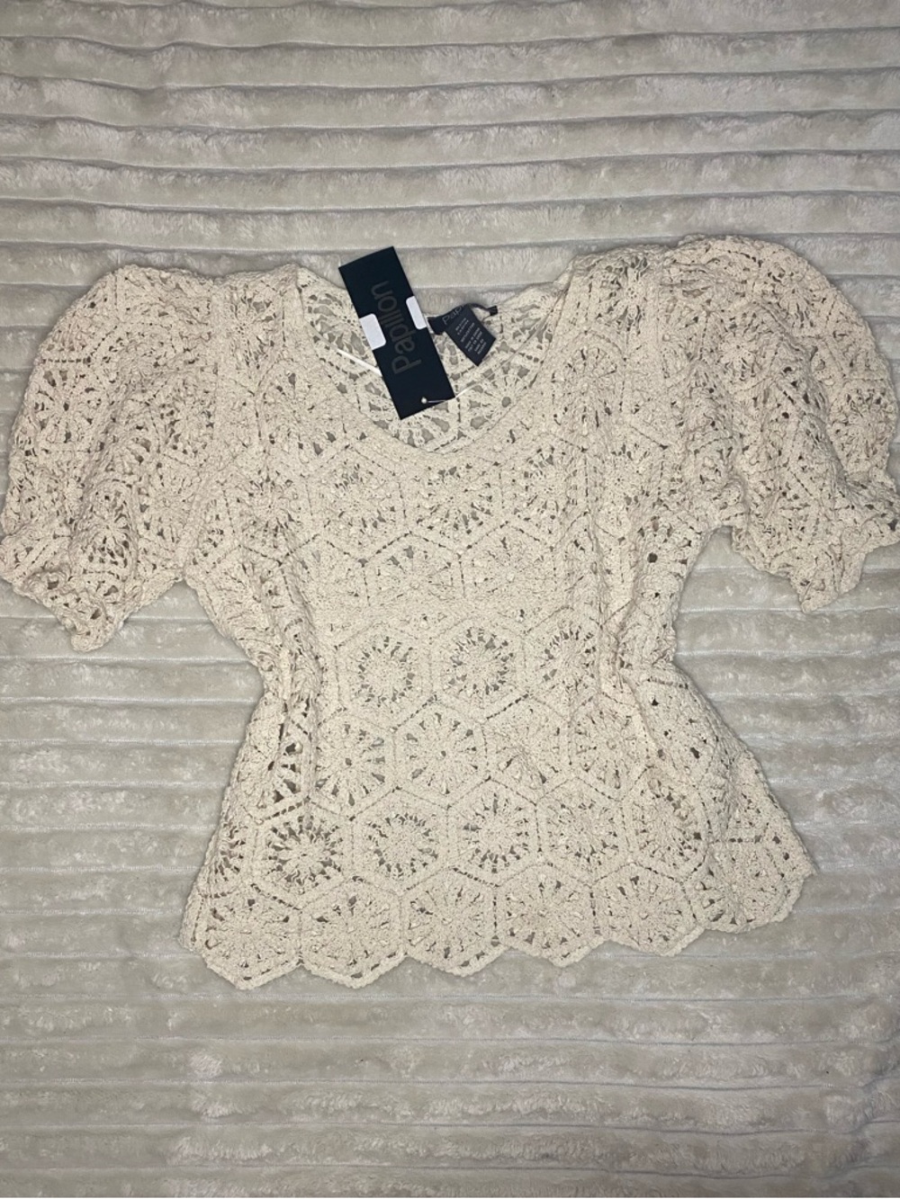 Papillon Blanc Crochet Puff Sleeve Top - Cream